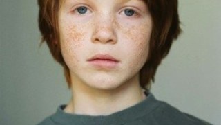 Göran Gnaudschun - Boy with red hairs